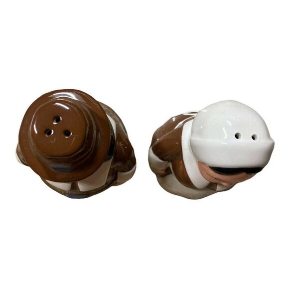 The Pilgrim Pair Limited Edition Salt & Pepper Shaker Set 2014 Thanksgiving - Picture 4 of 6